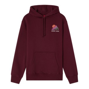 Sweat à capuche CCM Winter Montagnes couleur cerise noire